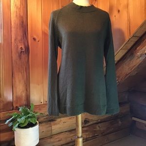 Ann Taylor wool/cashmere bell sleeve sweater- Med